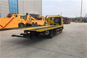 东邵渠非事故拖车